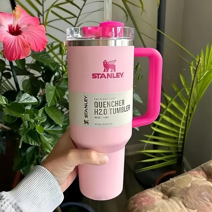 Stanley Quencher H20 Flowstate Stainless Steel Vacuum Insulated Tumbler with Lid and Straw for Water, Iced Tea or Coffee, Smoothie and More, Cream (Flamingo Pink)